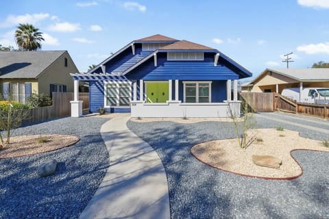 Welcome to Uptown Villa!