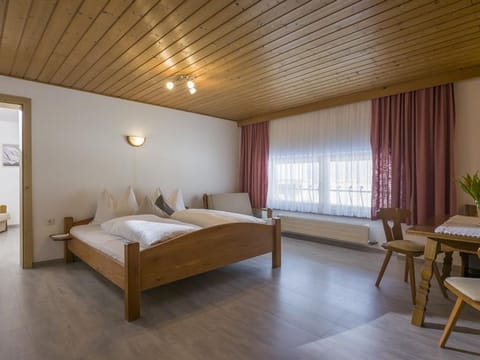 Hanslingerhof Farm - Holiday apartment 3 Farm Stay in Salzburgerland