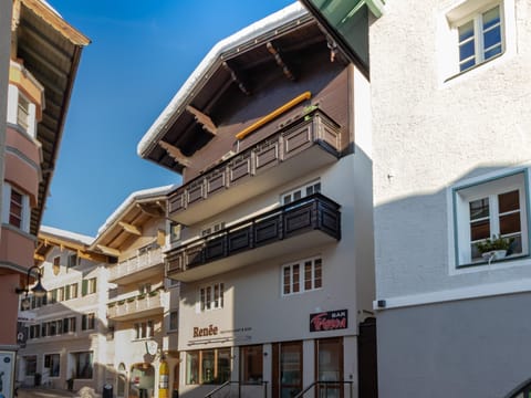 Holiday Home Exterior [winter]