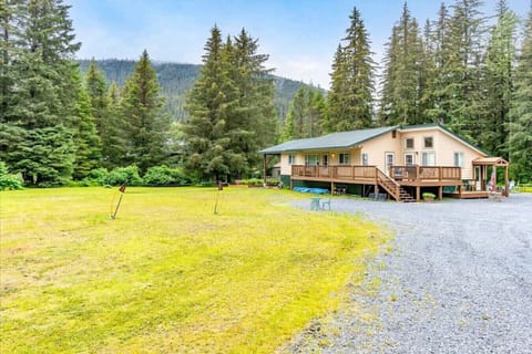 AK Moose Trail Lodging