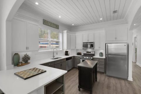 Brand new quartz counters and fully equipped for your culinary masterpieces.