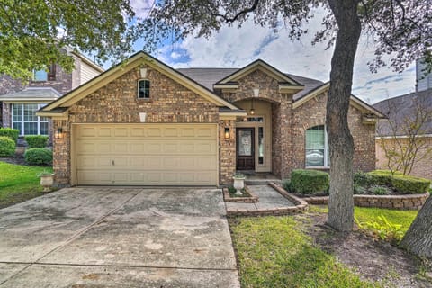 San Antonio Vacation Rental | 4BR | 3BA | 2,840 Sq Ft | Steps to Enter