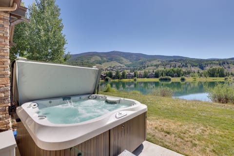 Silverthorne Vacation Rental | 3BR | 3.5BA | 1 Step Required to Enter