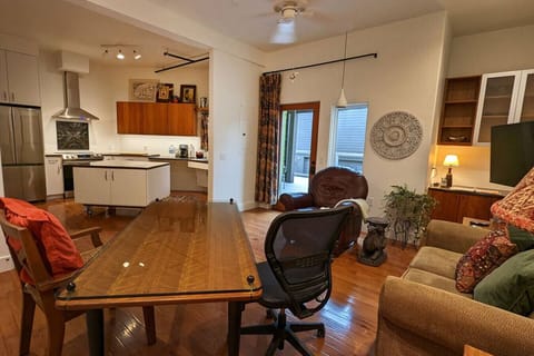 Arranged for dining & a private chef; we`re happy to set-up the office-living room space to suit your needs.