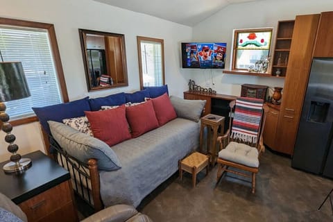 The Daybed (twin) has a Trundle (twin) underneath. We'll setup the beds for 3rd & 4th guests or per request. It's a nice place to chill and view the sunset. A blackout curtain is in production!