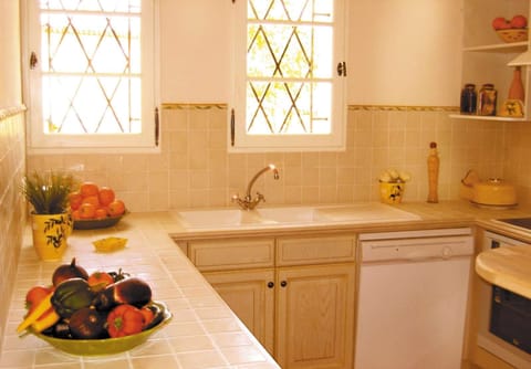 Prepare meals in the privacy of your own kitchen and enjoy them at the dining table.
