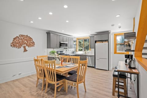 Dining Table at Blue Alpine Loft at Northstar