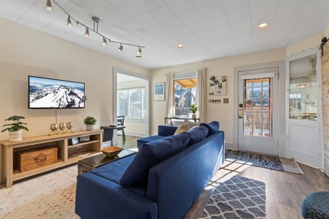 Historic Hawthorne House, sleeps 6