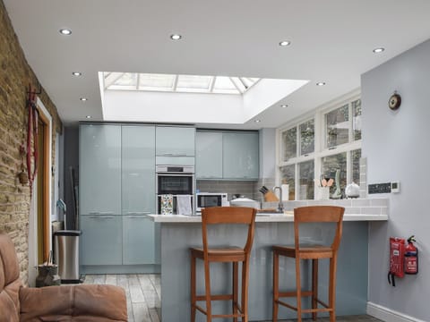 Kitchen/diner | Yew Tree Cottage, Chesterfield