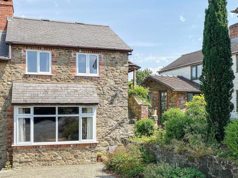 Exterior | Curlew Cottage - Shropshire Retreats, Bishops Castle