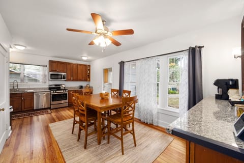 20- Kitchen 6 full.jpg