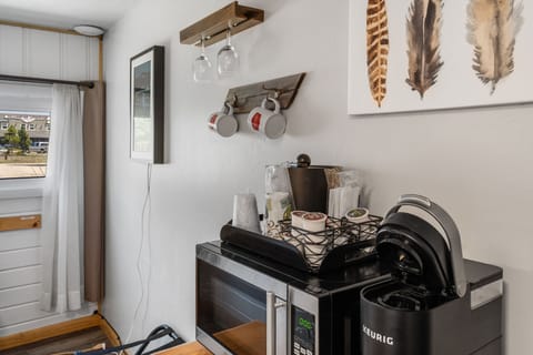 Coffee/Tea & Microwave