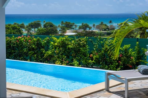 Piscine vue mer panoramique