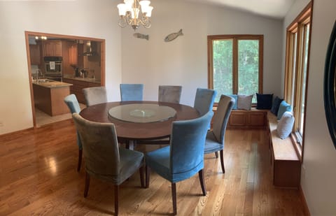 Upstairs dining area