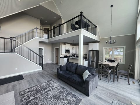 280aac8e-6bf8-4f63-891b-fb7410c02c13