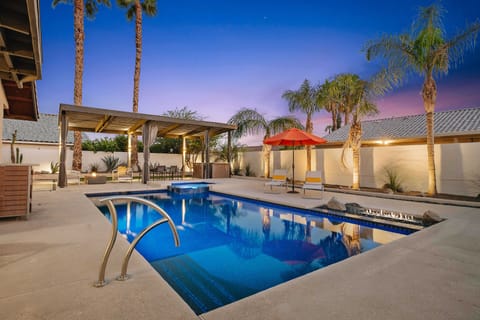 Gorgeous Salt Water Pool and Spa. Pergola with lounge area and dining table. 
