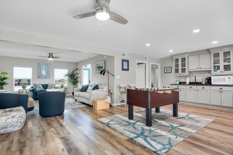 Downstairs Living room, Game room, 
Wet bar