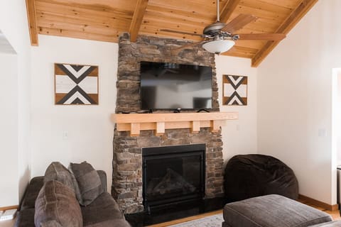 Main Floor • Family Room • Gas Fireplace • Lovesac Couch & Sac • Roku TV • Hulu Live TV Subscription