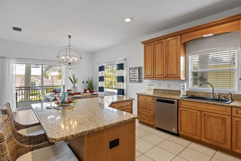 Fully equipped kitchen