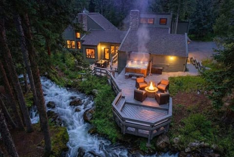 Welcome to the Creekside Chateau —  Nestled within a serene, age-old forest, this one-of-a-kind property offers an escape unlike any other. 🔱 💎