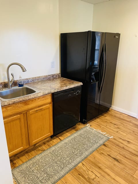 Downstairs Kitchenette 