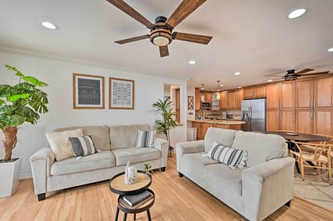 Living Area | Cable TV