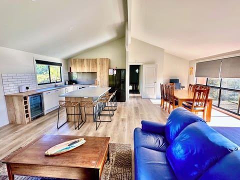 Family - Kitchen - Dining
