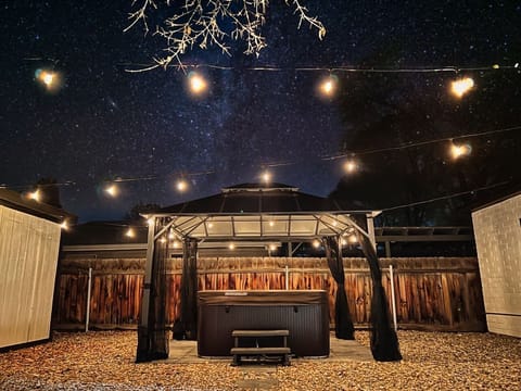 Hot tub under the stars