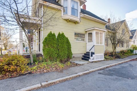 Saco Vacation Rental | 2BR | 1BA | Stairs Required | 800 Sq Ft
