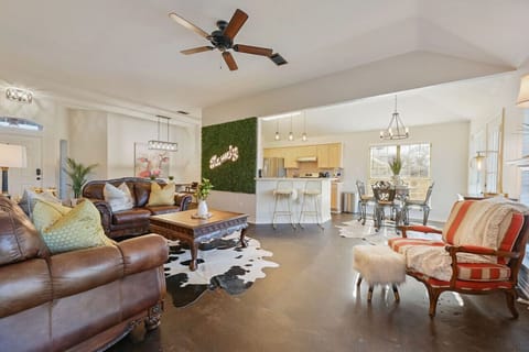 Welcome to Rustic Aggie!