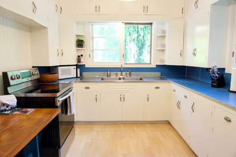 Spacious Kitchen
