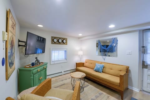 Ventnor Vacation Rental | 2BR | 1BA | 900 Sq Ft | Stairs Required