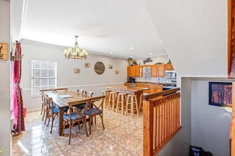 Chalet in the Sky's inviting dining area