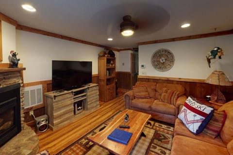 Check out our 360 tour - https://my.matterport.com/show/?m=wqhvTtjAU2h (4)