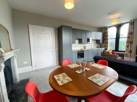 Suite 3