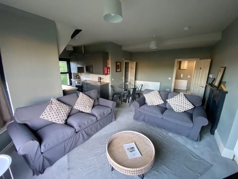 Suite 6