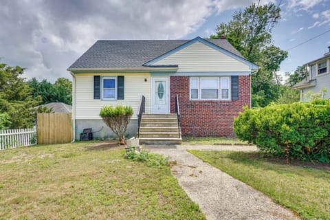 Middletown Township Vacation Rental | 3BR | 2BA | Stairs Required | 1,358 Sq Ft