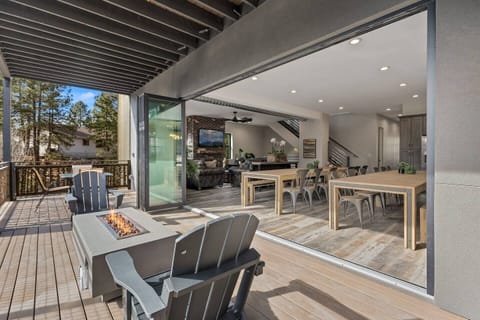 2 decks with pushback wall/doors to great rooms