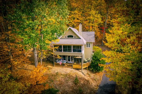 Mountain Escape's 4-Season Room, Front Deck, & Side Deck with the fall foliage!
