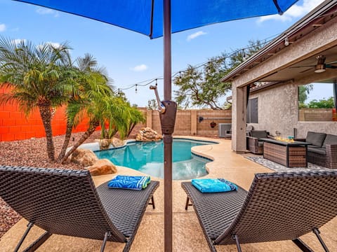 Beautiful private oasis in the backyard