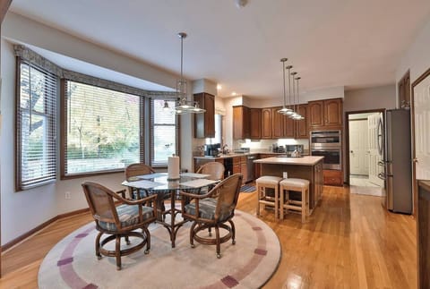 [Breakfast Nook] Take your breakfast‘s preparation to a whole other level.