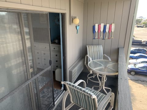 Balcony with marsh view and beautiful sunsets.