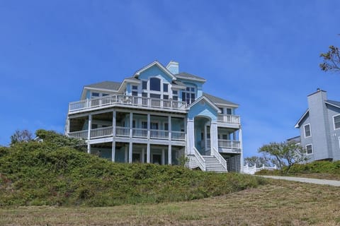 Semi-Oceanfront Outer Banks Vacation Rental 2020