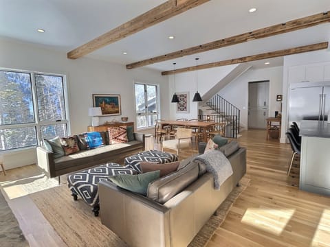 Living area with dining table