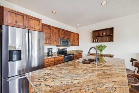 Kitchen, Water Dance Retreat, Breckenridge Vacation Rental