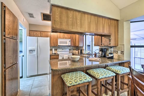 Kitchen | Blender | Coffee Maker | Stove/Oven | Microwave | Refrigerator