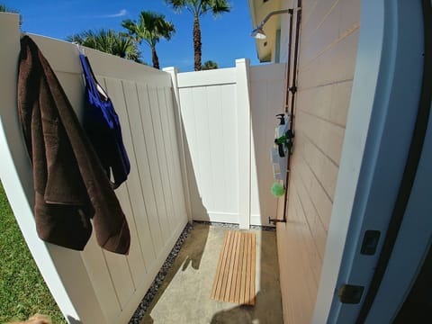 Fantastic outdoor shower!