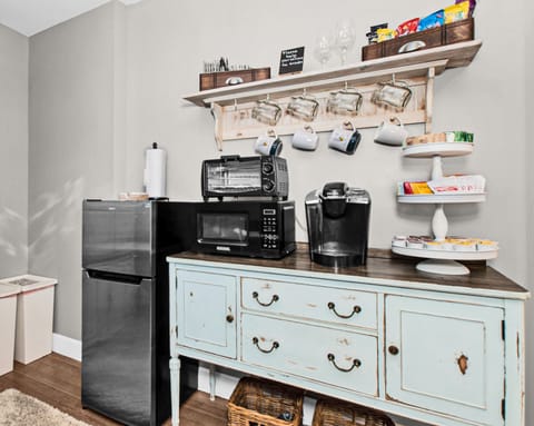 The Kitchenette is stocked with teas, coffee, hot cho, cider and snacks.