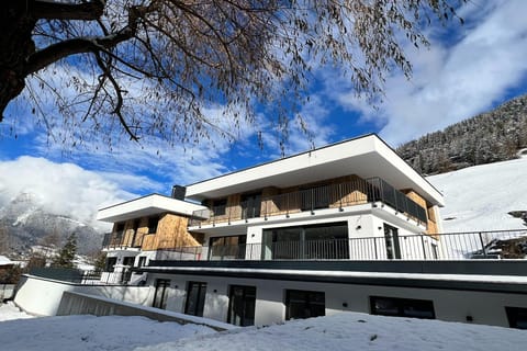 Holiday Home Exterior [winter]