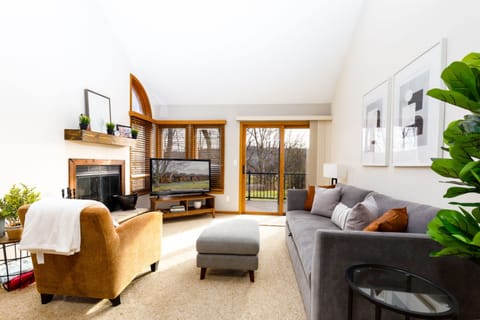Bright, airy living room overlooking the South Golf Course